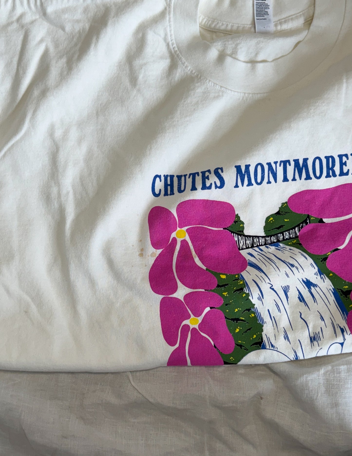 *LES ACCROCHÉS* MAJEUR* Tshirt unisexe « MONTMORENCY » - Off white