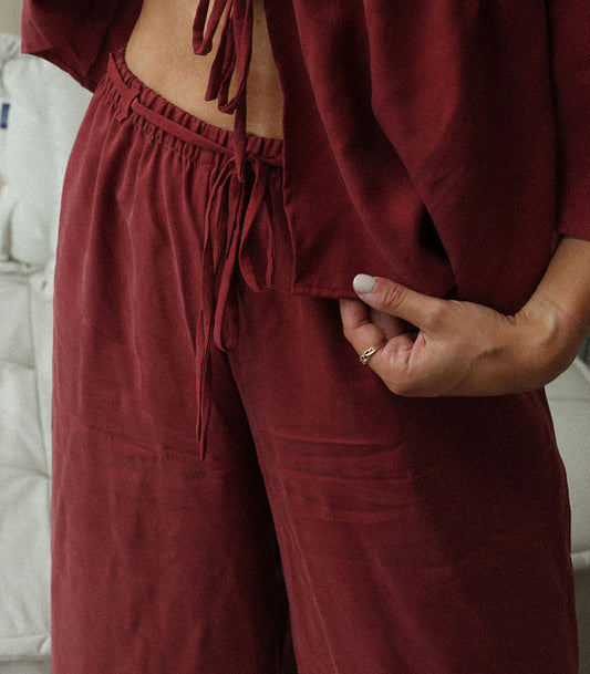 *LES ACCROCHÉS* Pantalon « MUDDLER » - Carmin