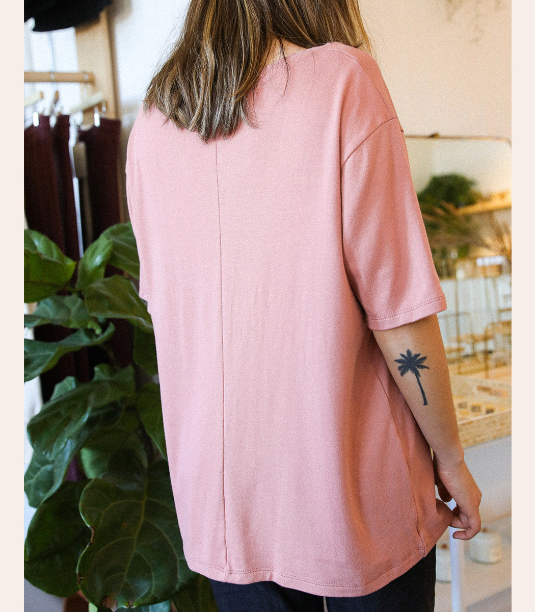 T-shirt « NOT SO BASIC » - blush