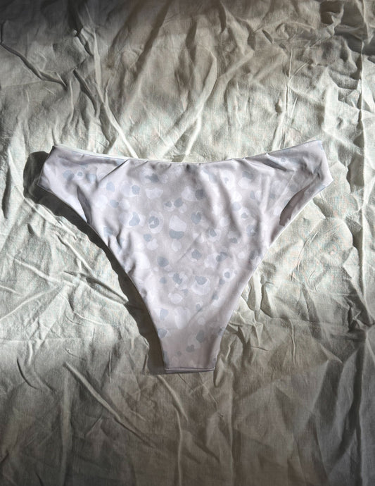 ÉCHANTILLON - Bas de bikini « TIGUIDOU » - Féline